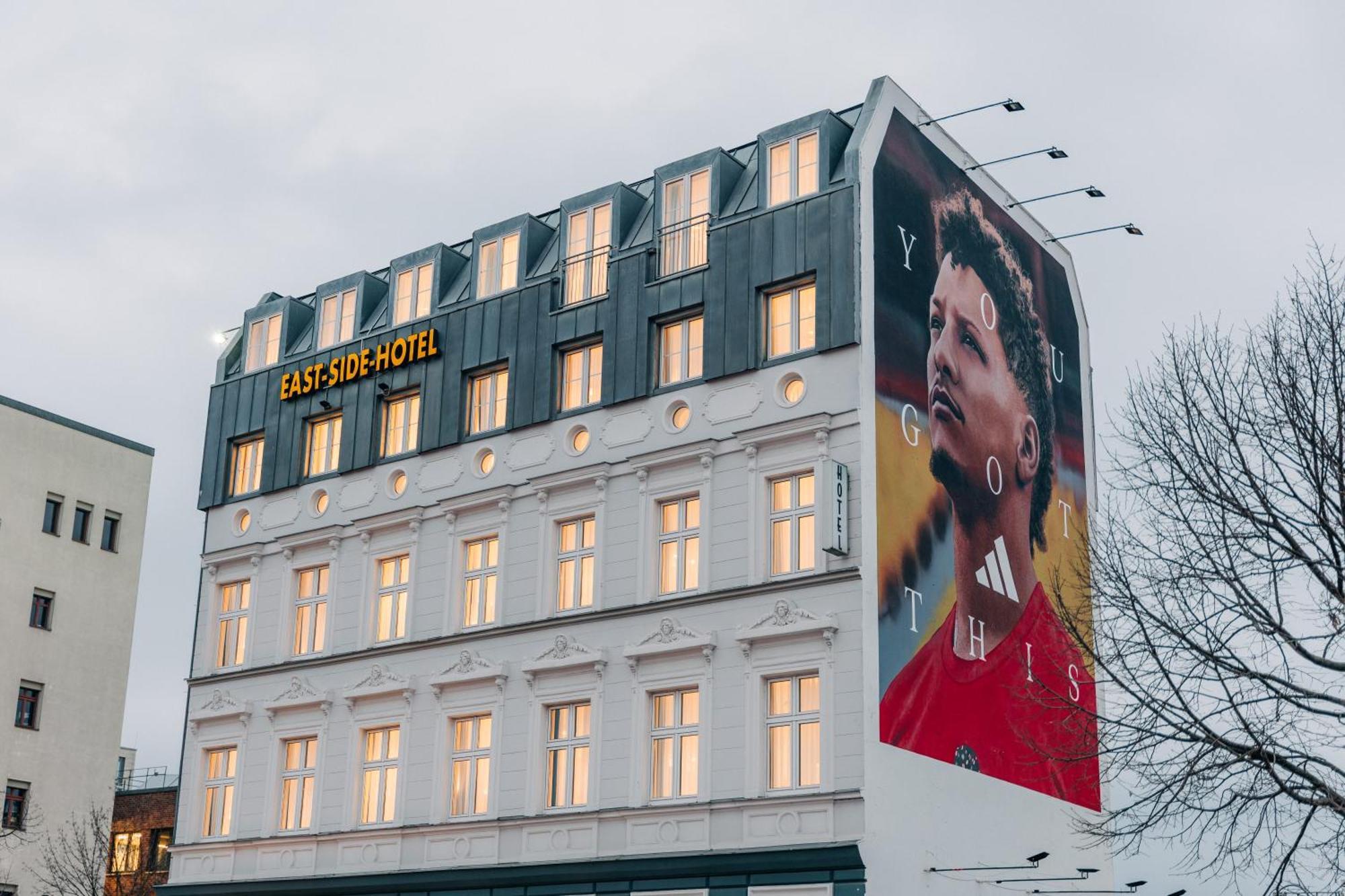 Homaris East Side Hotell Berlin Eksteriør bilde